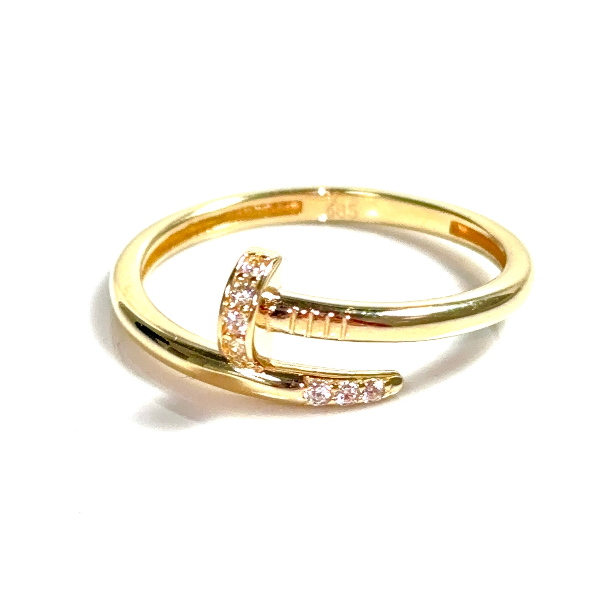 Ethereal Light Ring - 14 carat gold