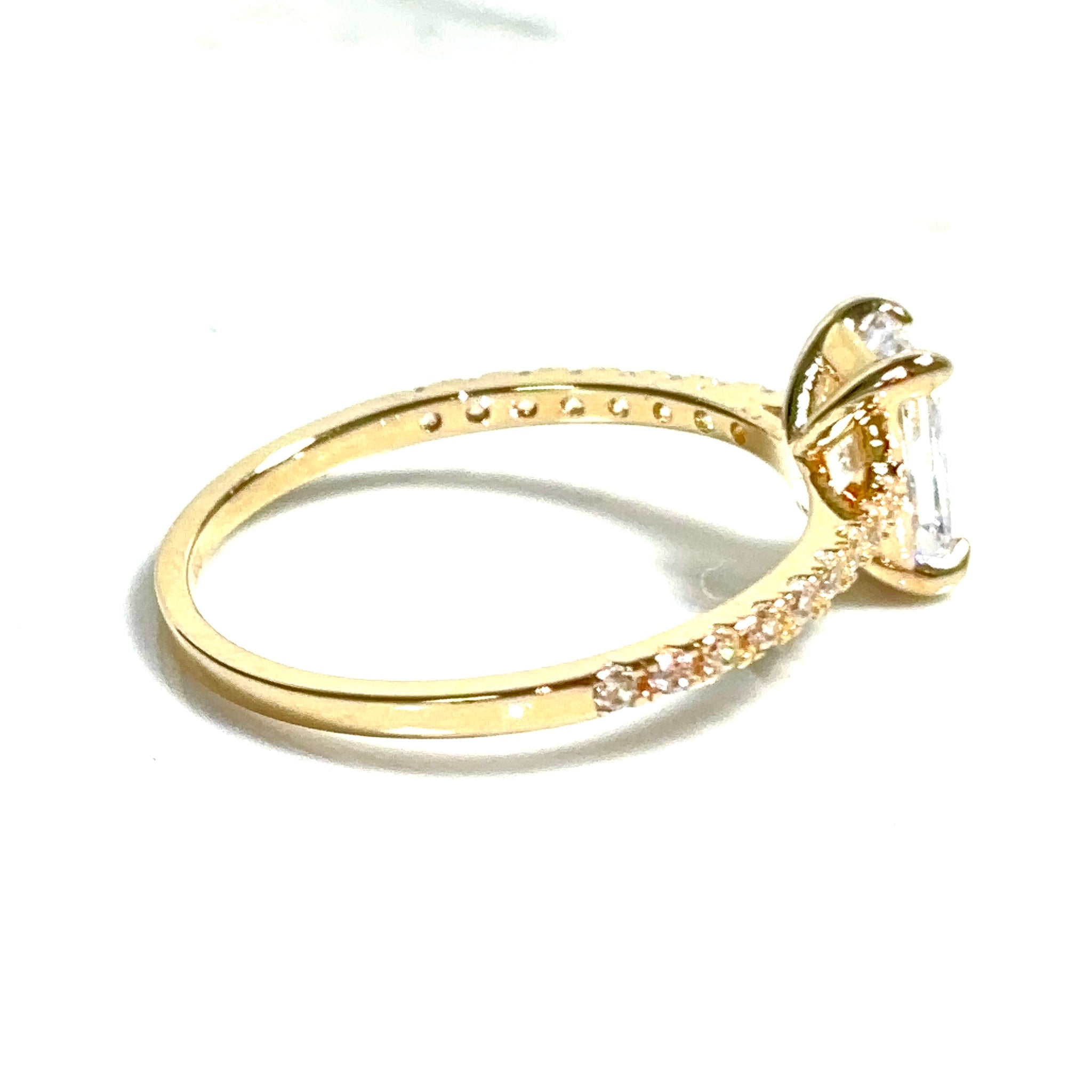 Eternal Brilliance Ring - 14 carat gold