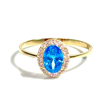 Blue Emerald Ring - 14 carat gold