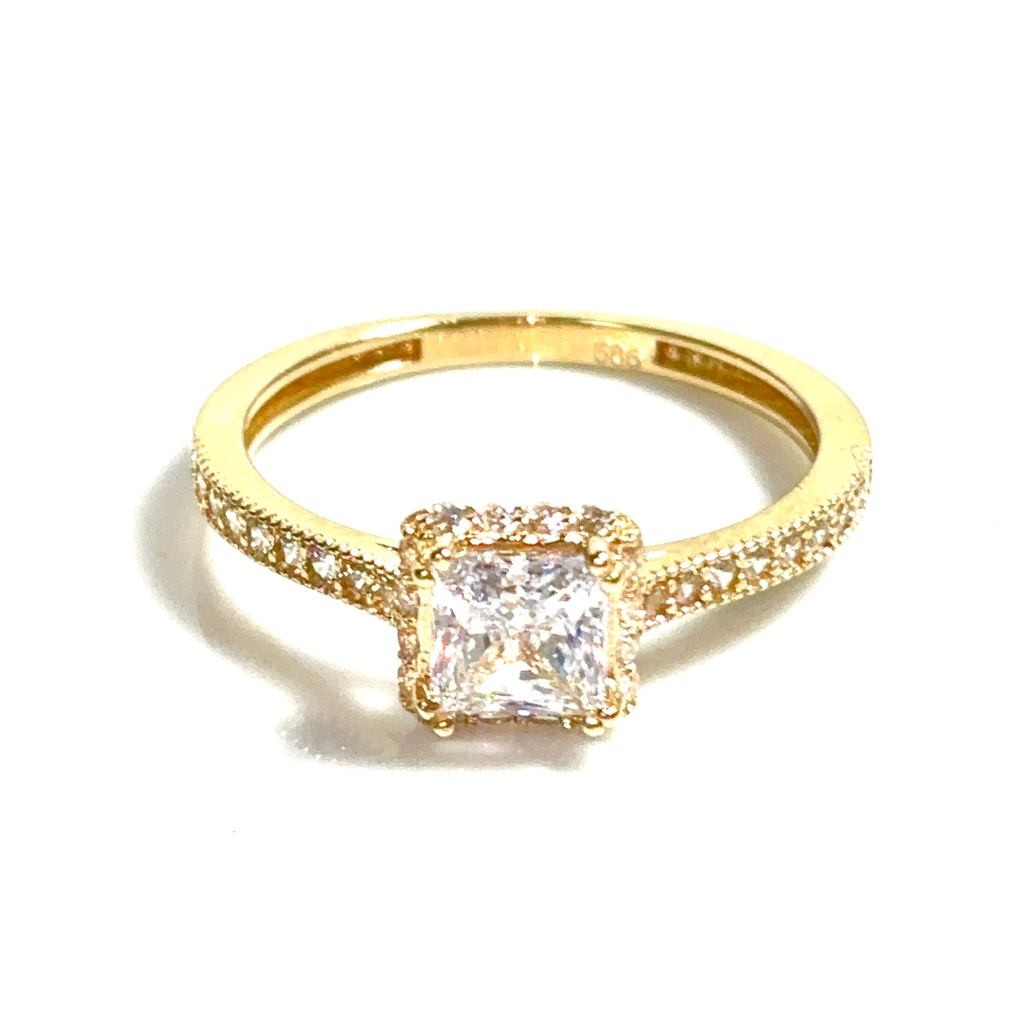 Square Ring - 14 carat gold