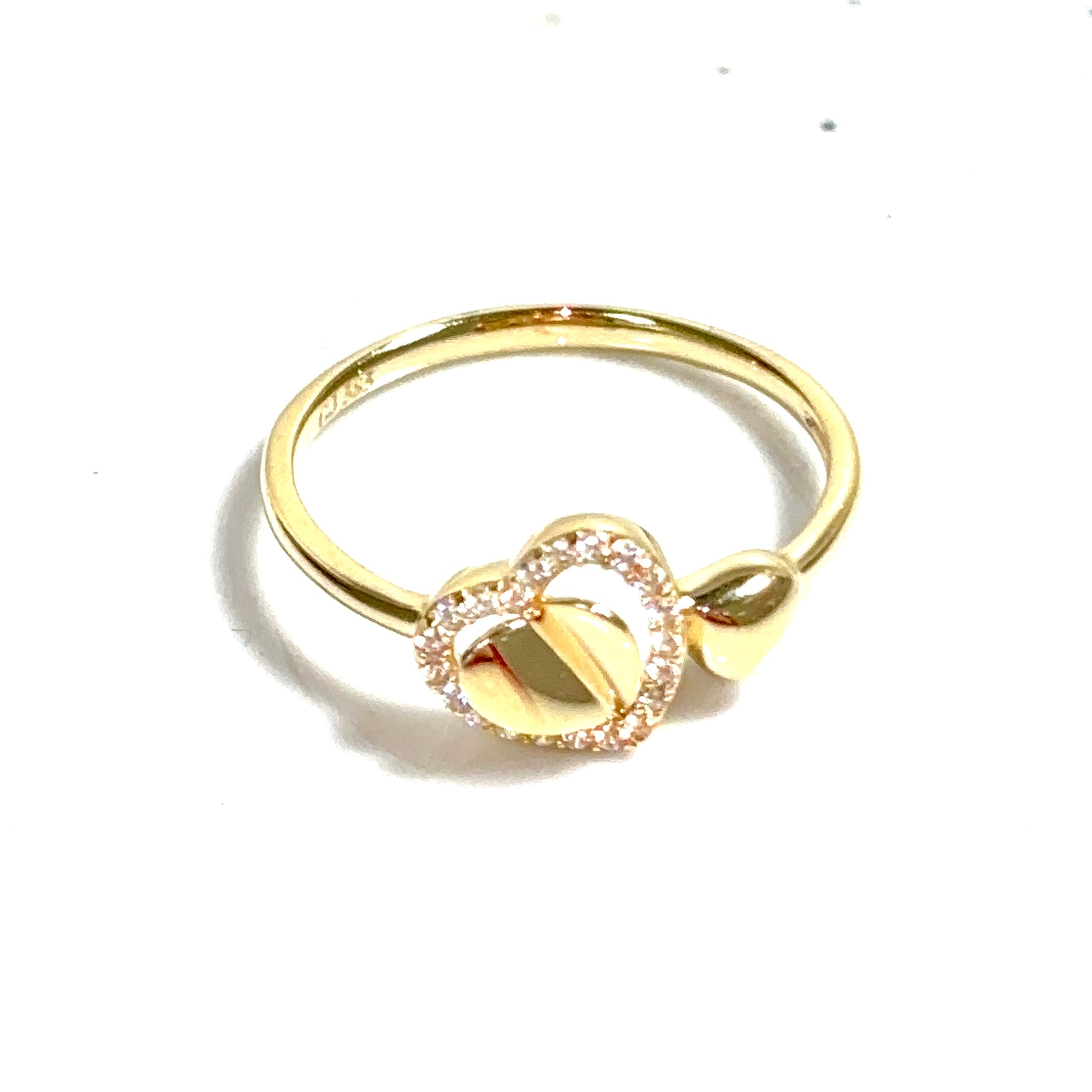 Shining Heart Ring - 14 carat gold