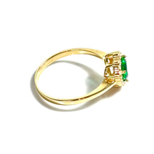 Emerald Heart Ring - 14 carat gold