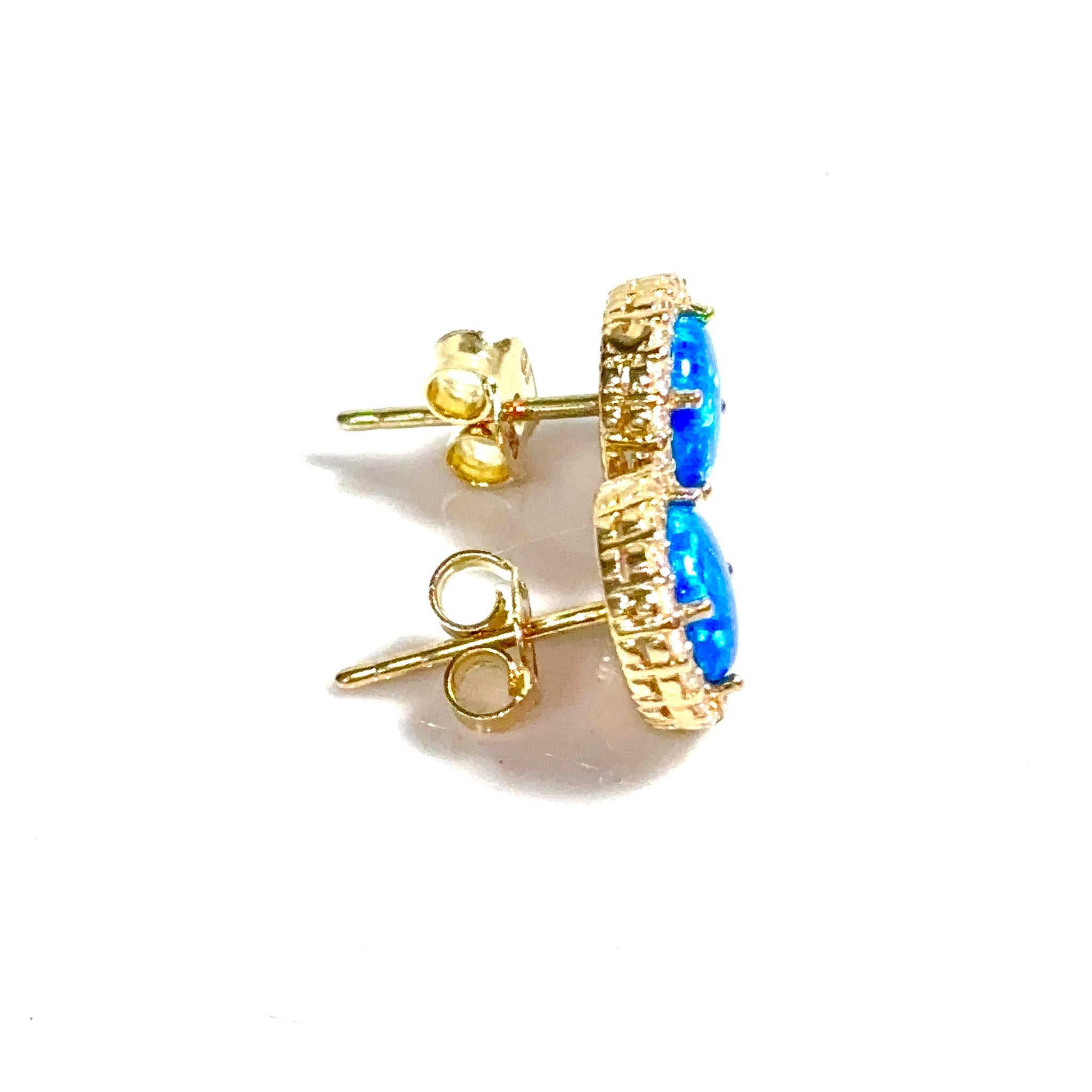 Blue Halo Earrings – 14 carat gold