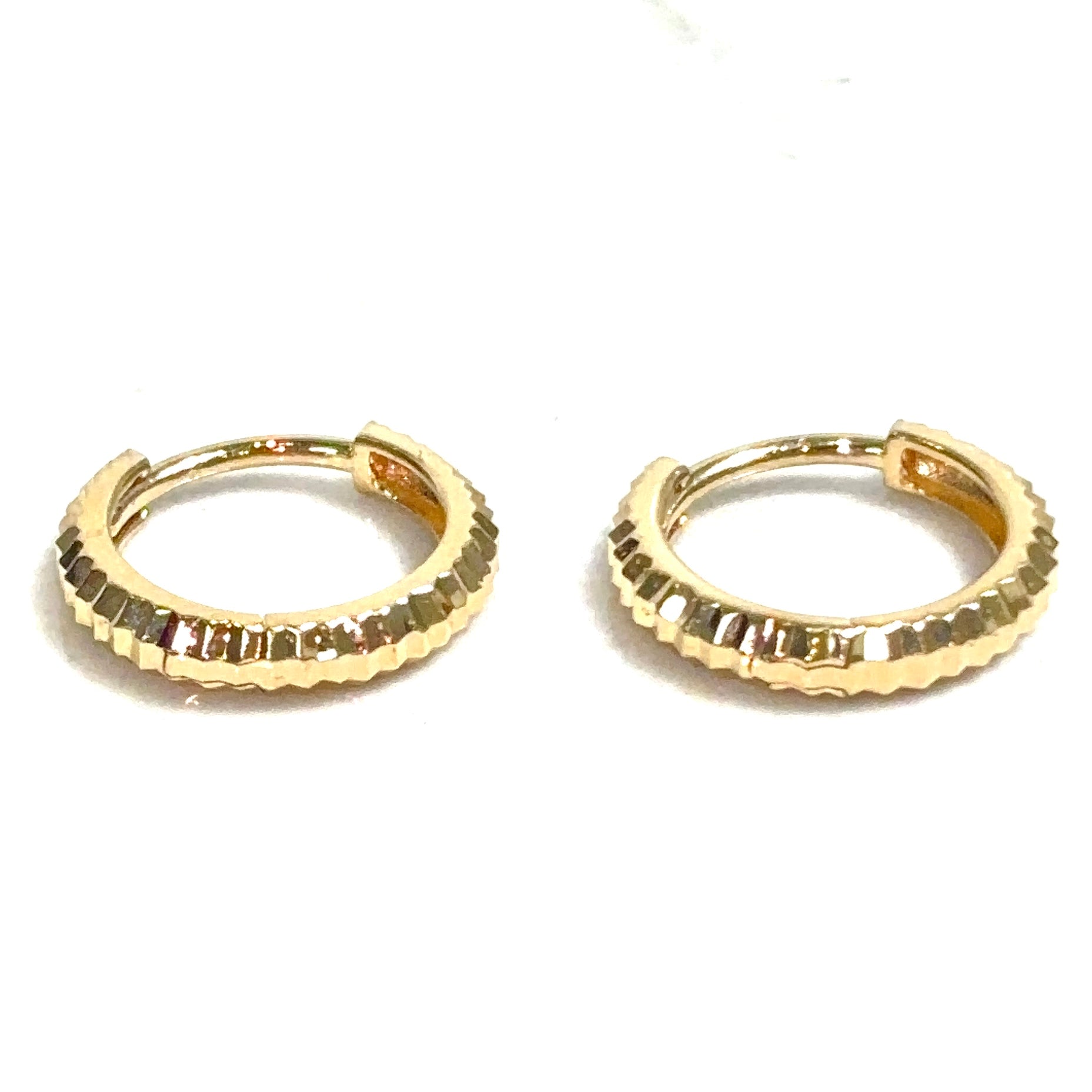 Eternal Sparkle Earrings - 14 carat gold