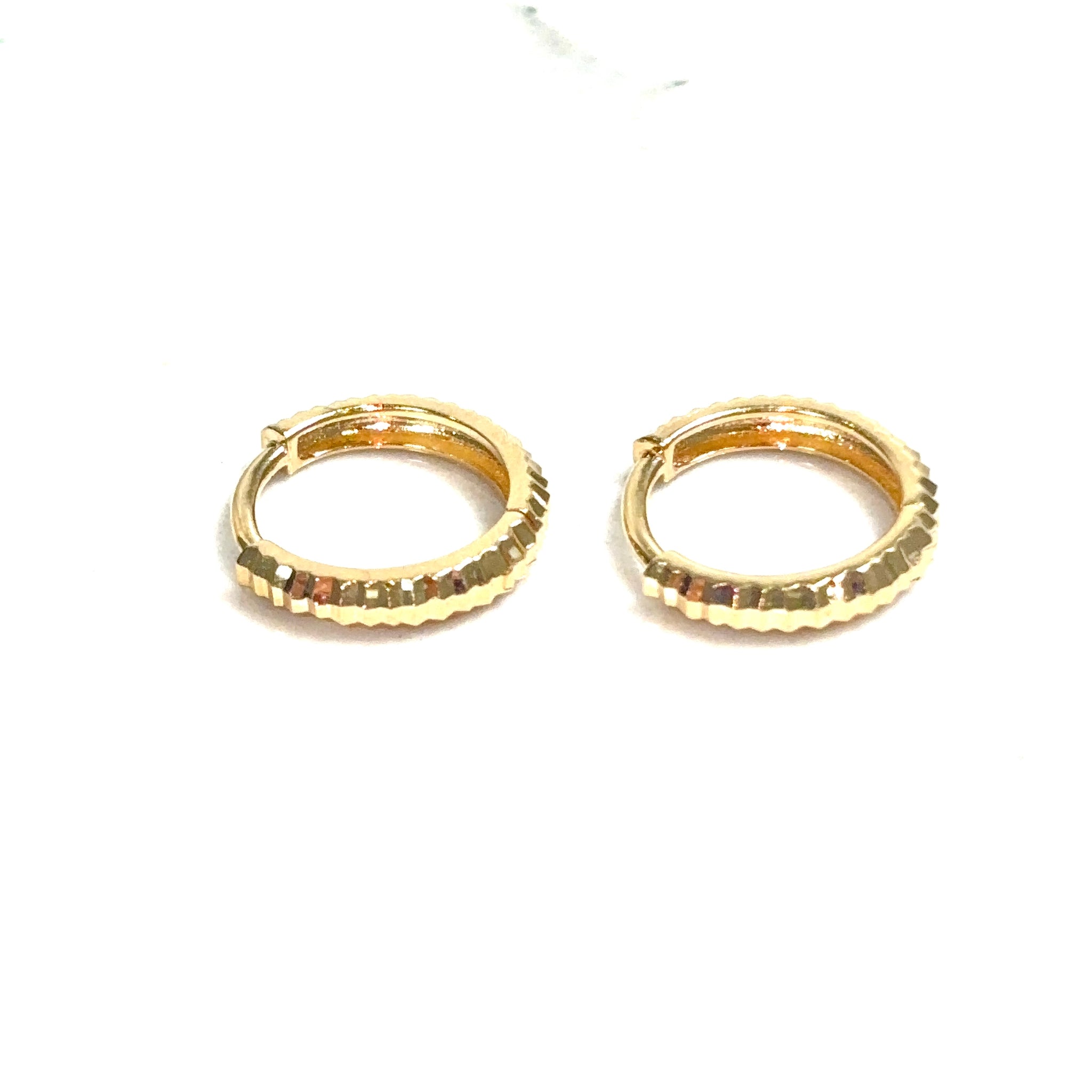 Eternal Sparkle Earrings - 14 carat gold