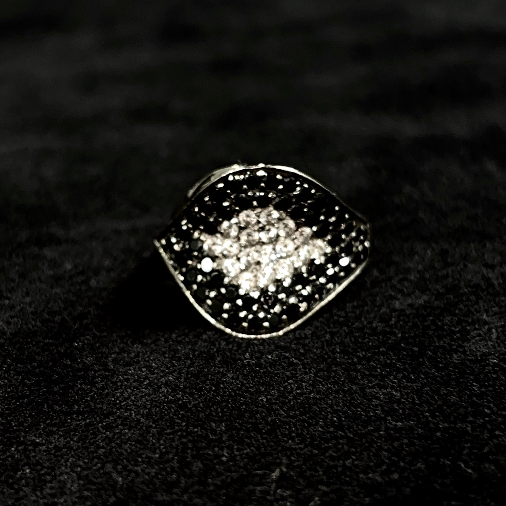 Cocktail Ring - 14 carat gold