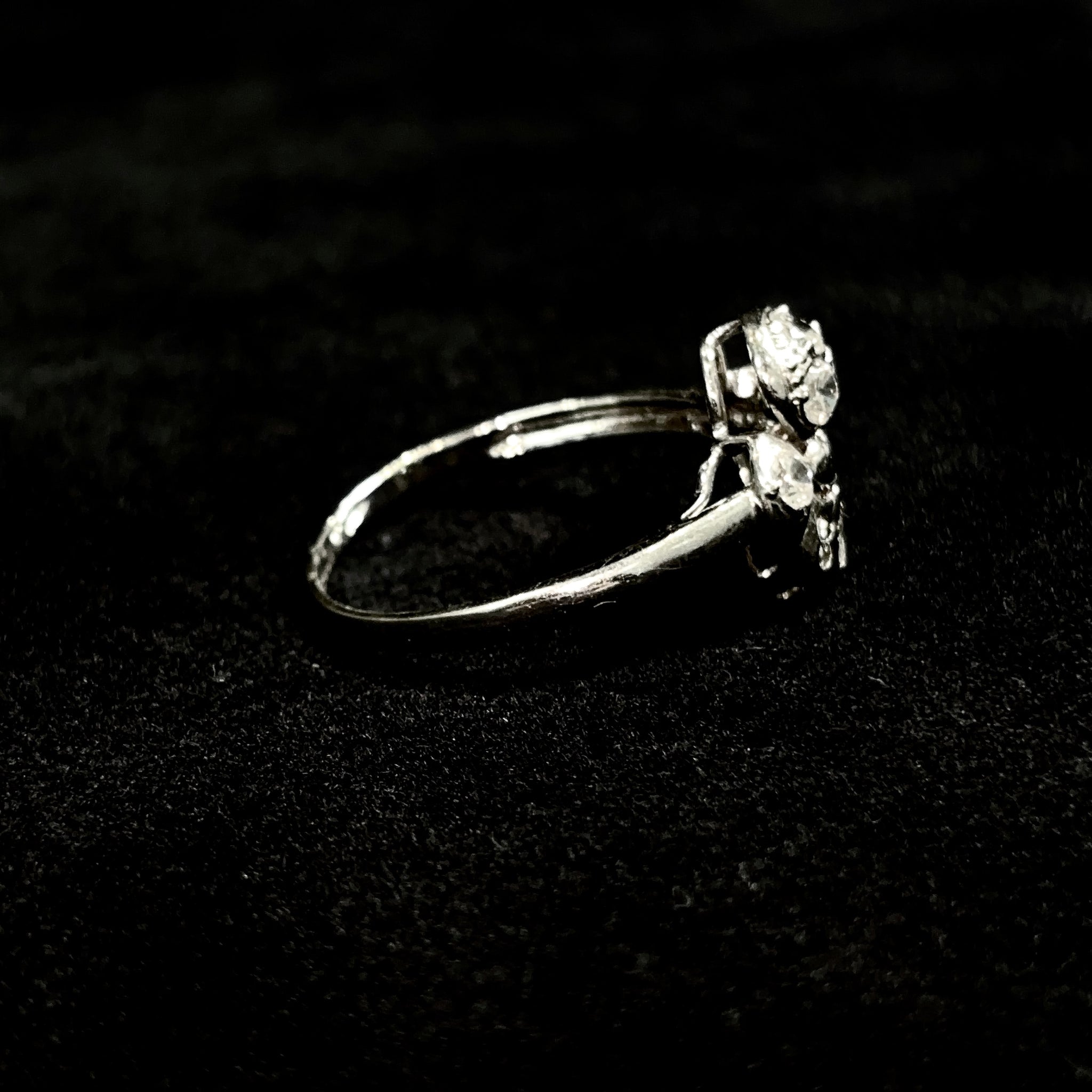 Crystal Bloom Ring - 18 carat gold