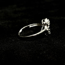 Crystal Bloom Ring - 18 carat gold