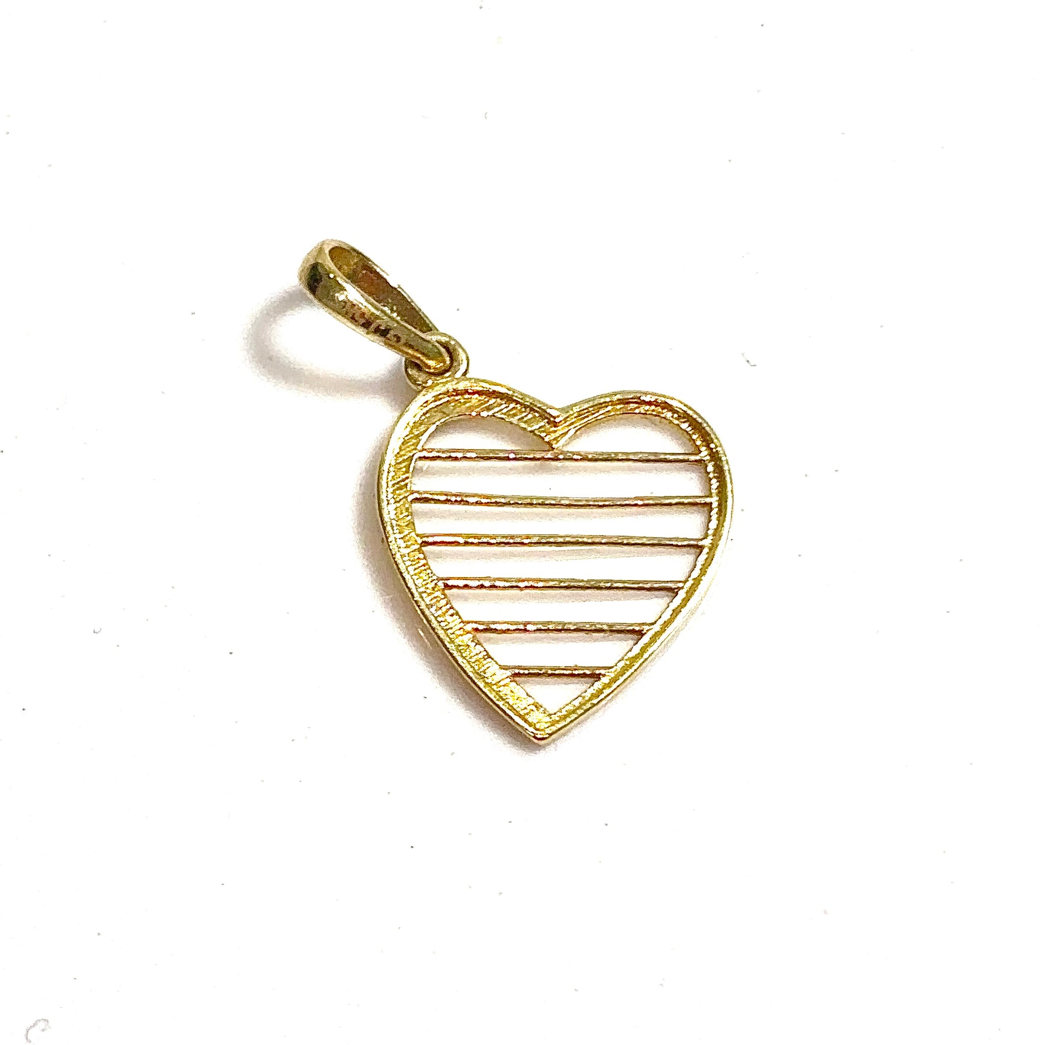 Violin Heart Pendant - 14 carat gold