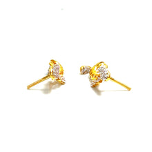 Elegant Stone Cluster Earrings - 22 carat gold