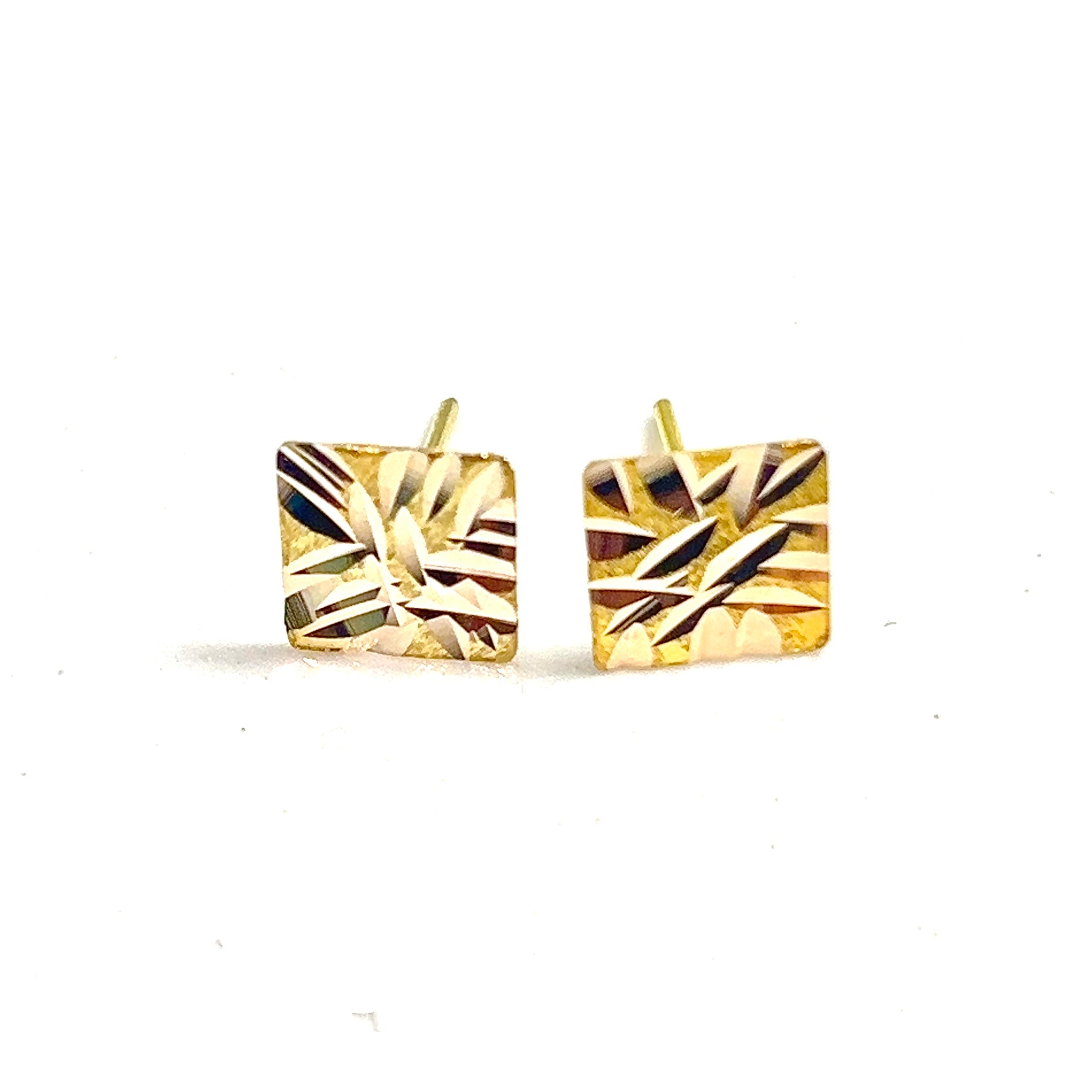 XL Textured Square Earrings - 10 carat