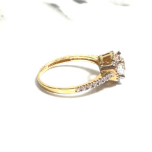 Aurora Halo Ring - 18 carat gold