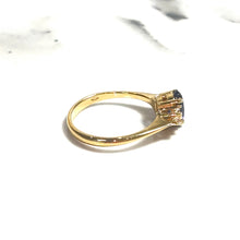 Sapphire Serenity ring - 18 carat gold