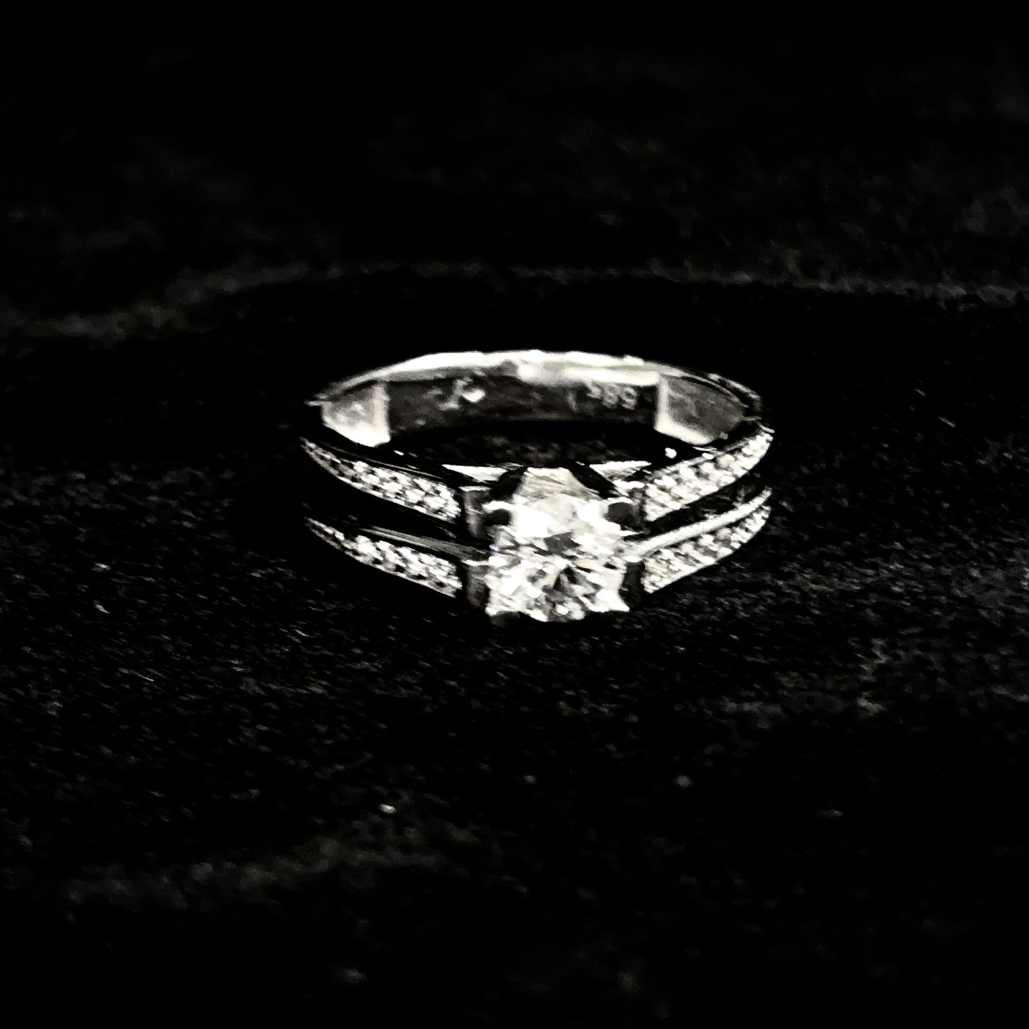 Sparkle Ring - 14 carat gold