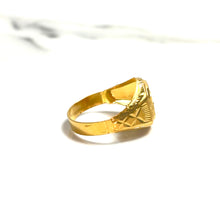 Legacy Crest Ring - 22 carat gold