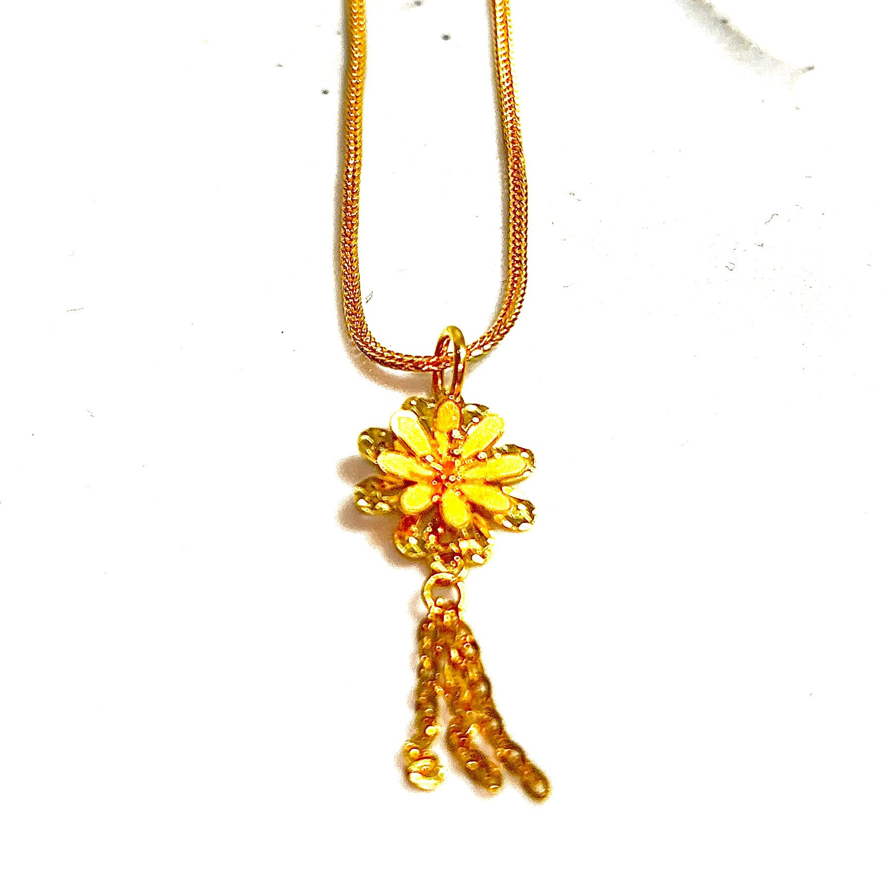 Gold Flower Chain – 52cm / 1.2mm – 22 carat gold