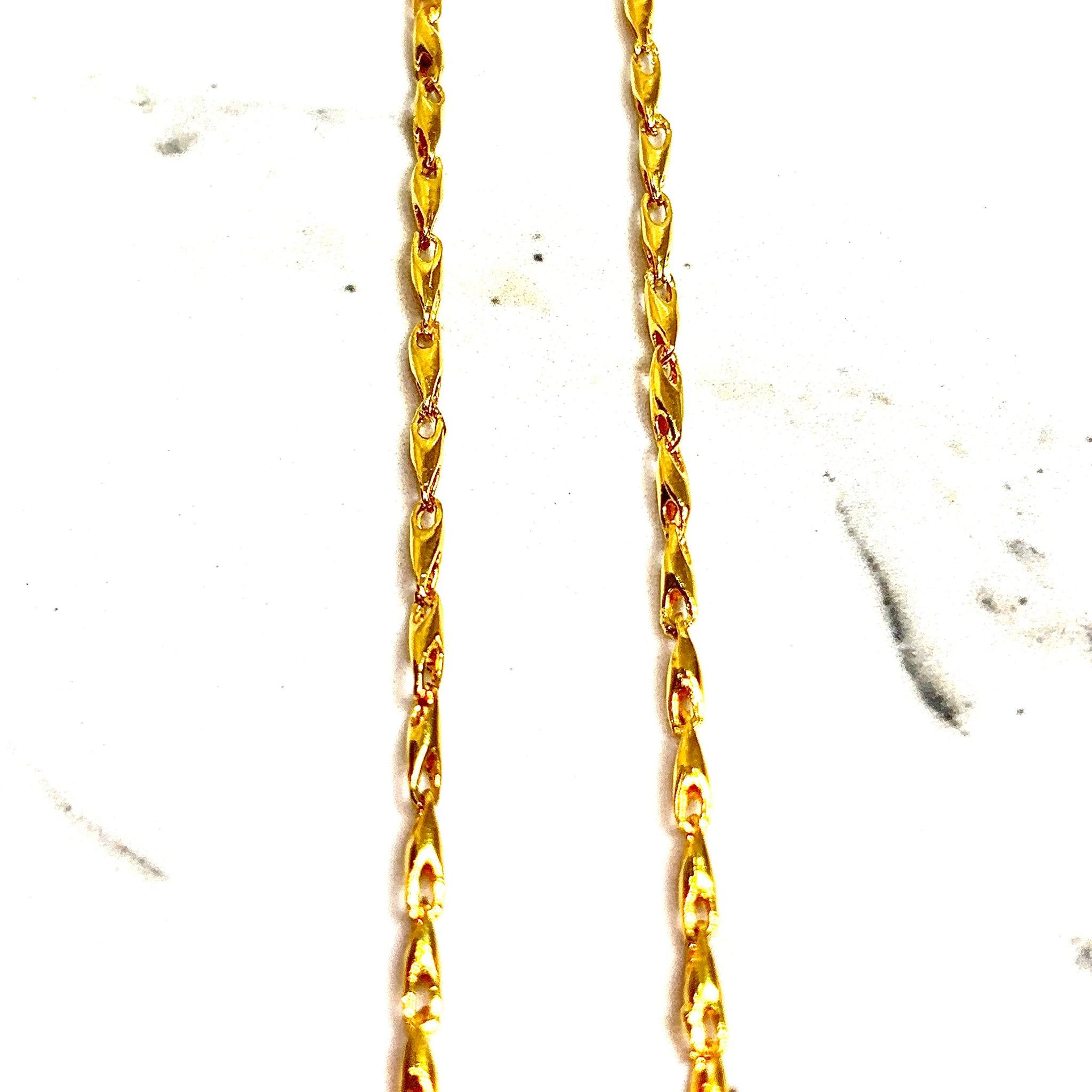 Linked Treasure Chain - 61cm/2.1mm - 22 carat gold