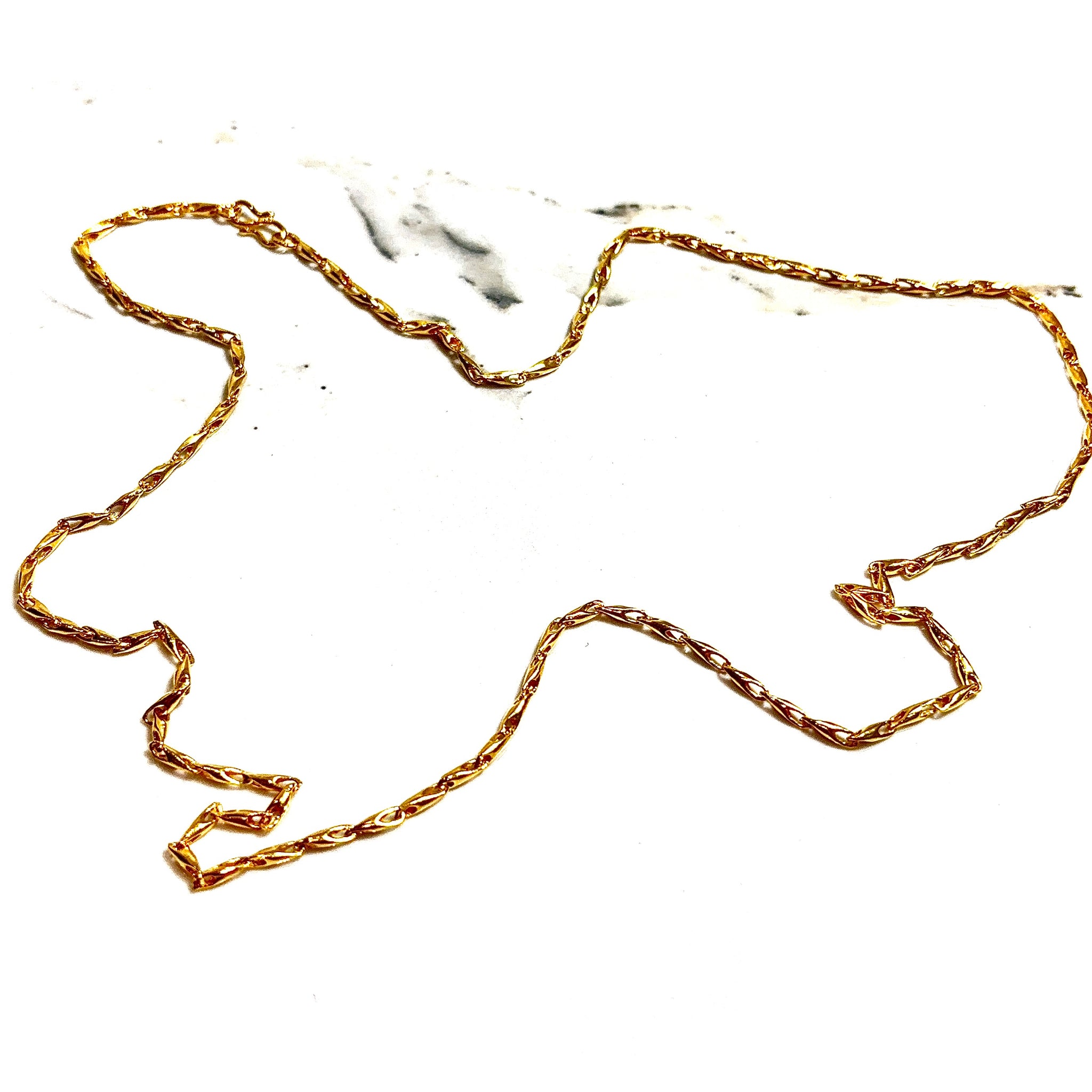 Linked Treasure Chain - 61cm/2.1mm - 22 carat gold