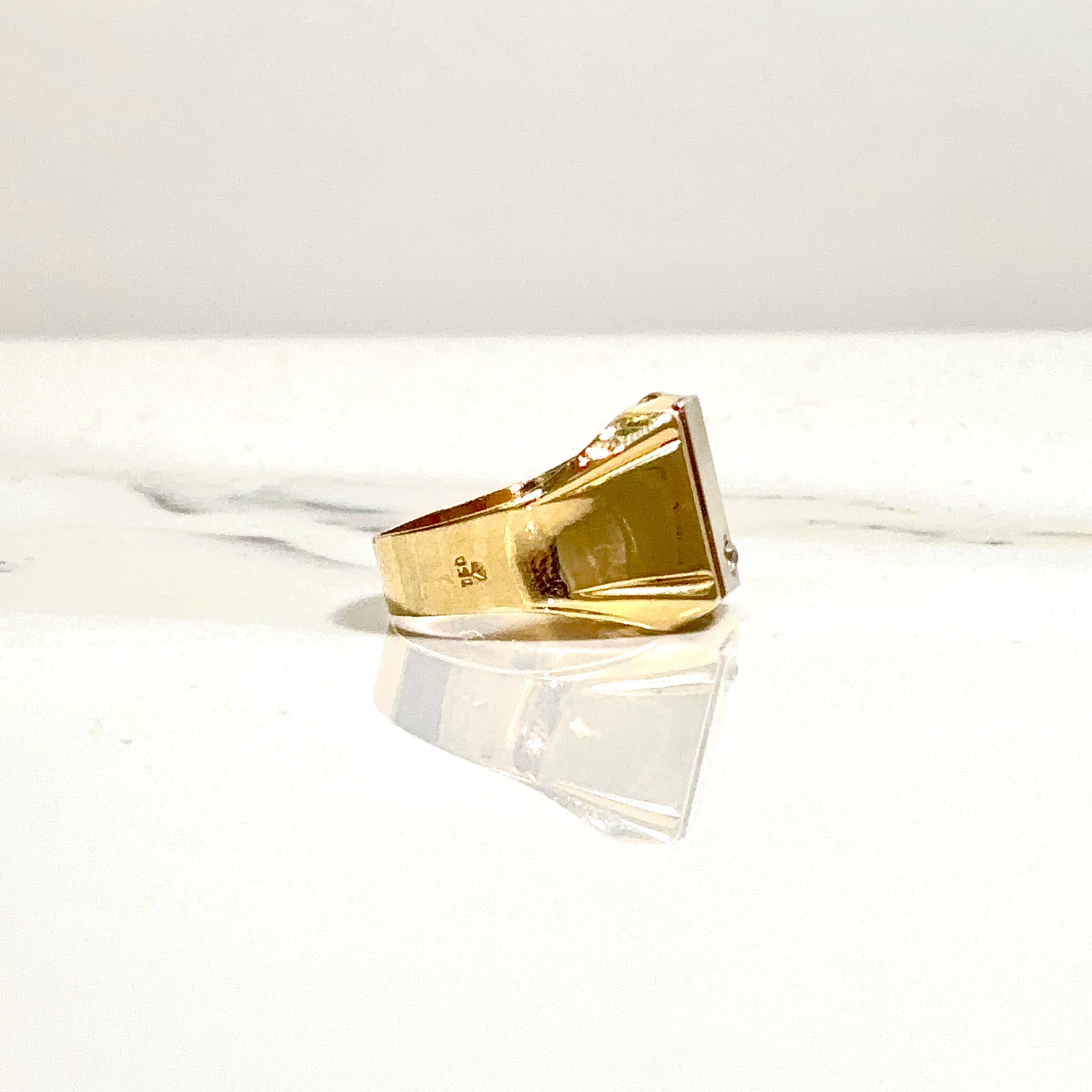 Royal Crest Ring - 14 carat gold 0059 - GRV2
