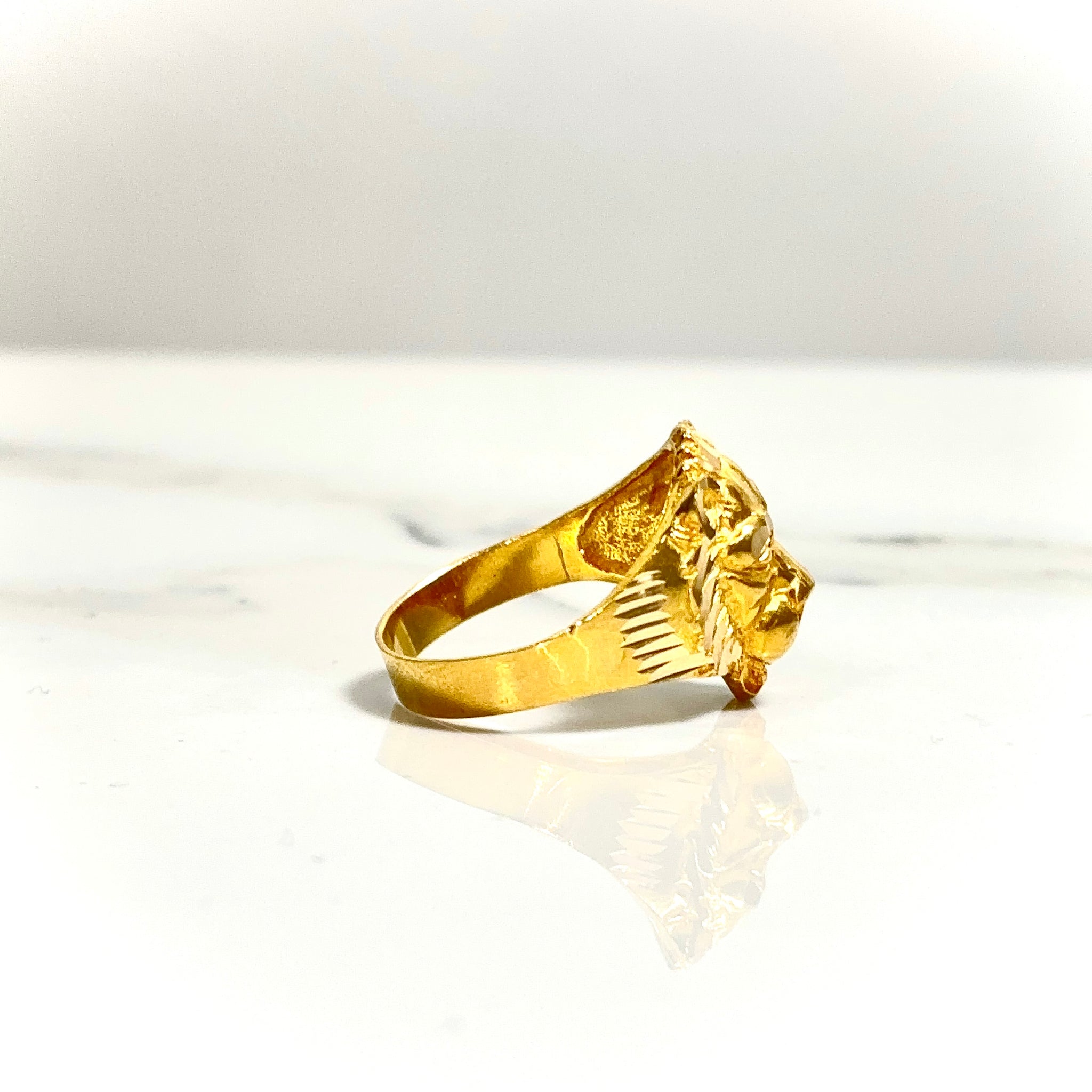 Lion Ring - 18 carat gold 0066 - GRV2