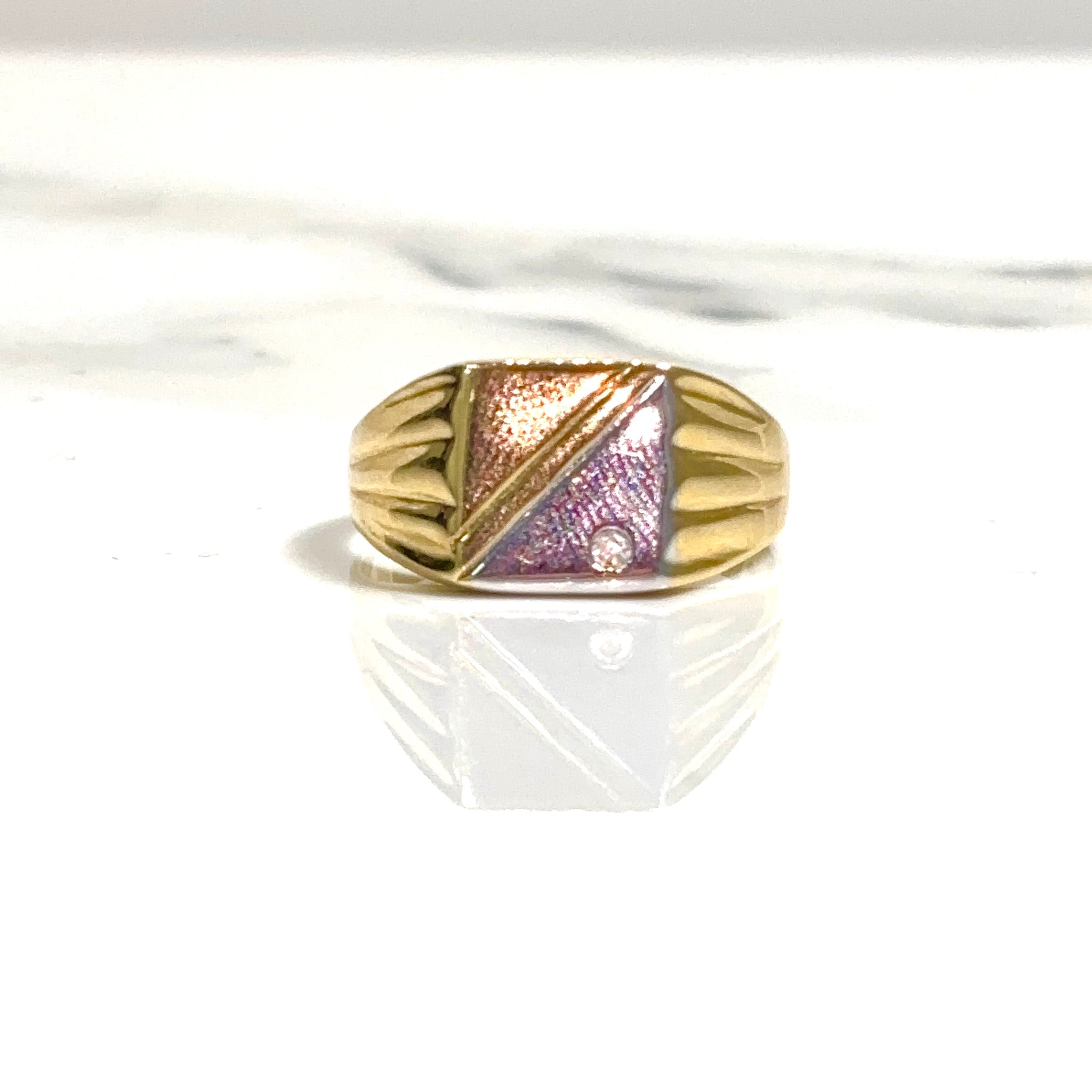Majestic Ring - 18 carat gold GRV2