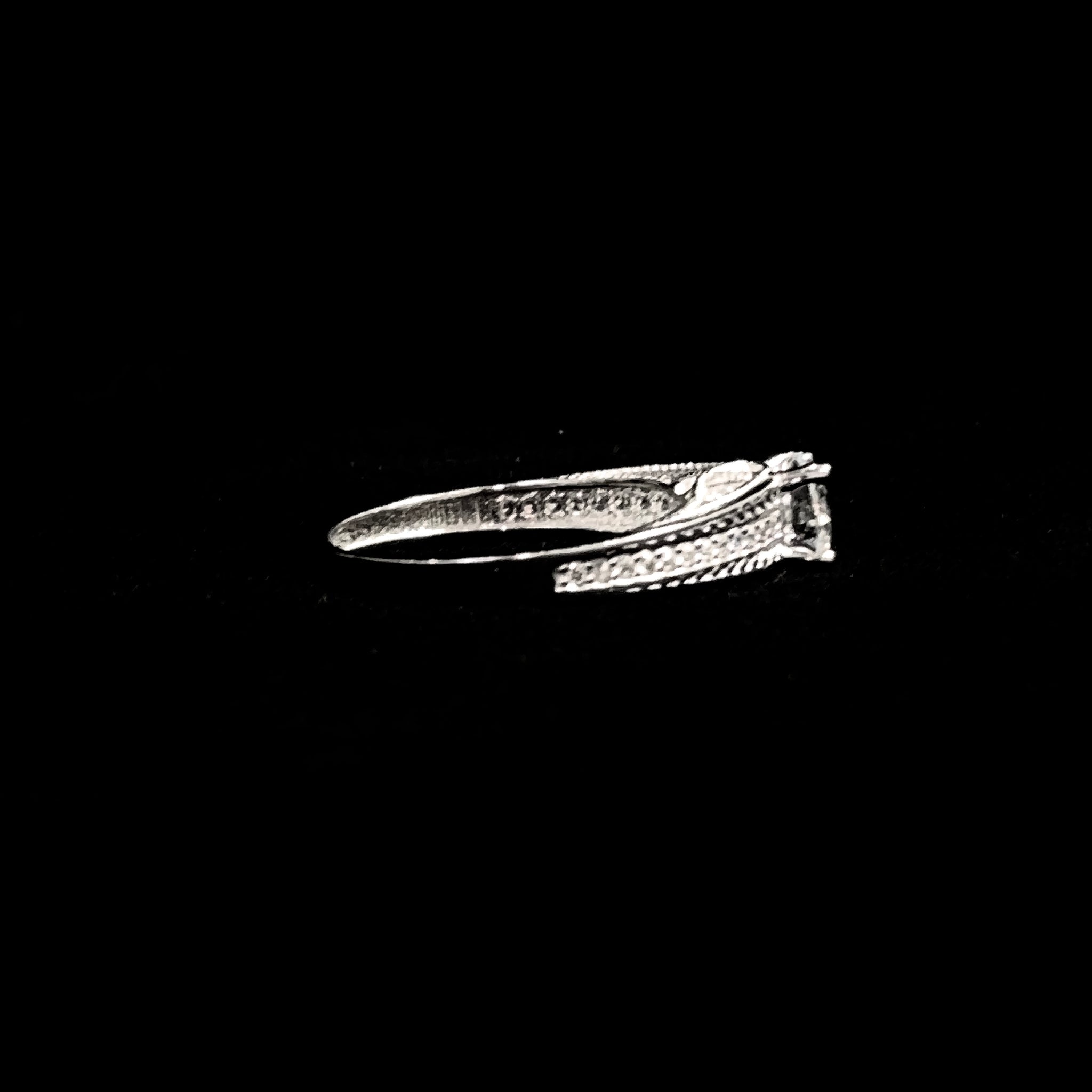 Eternal Sparkle Ring - 14 carat 00130