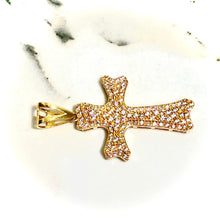 Golden Cross Pendant - 14 carat gold 00166 PV2
