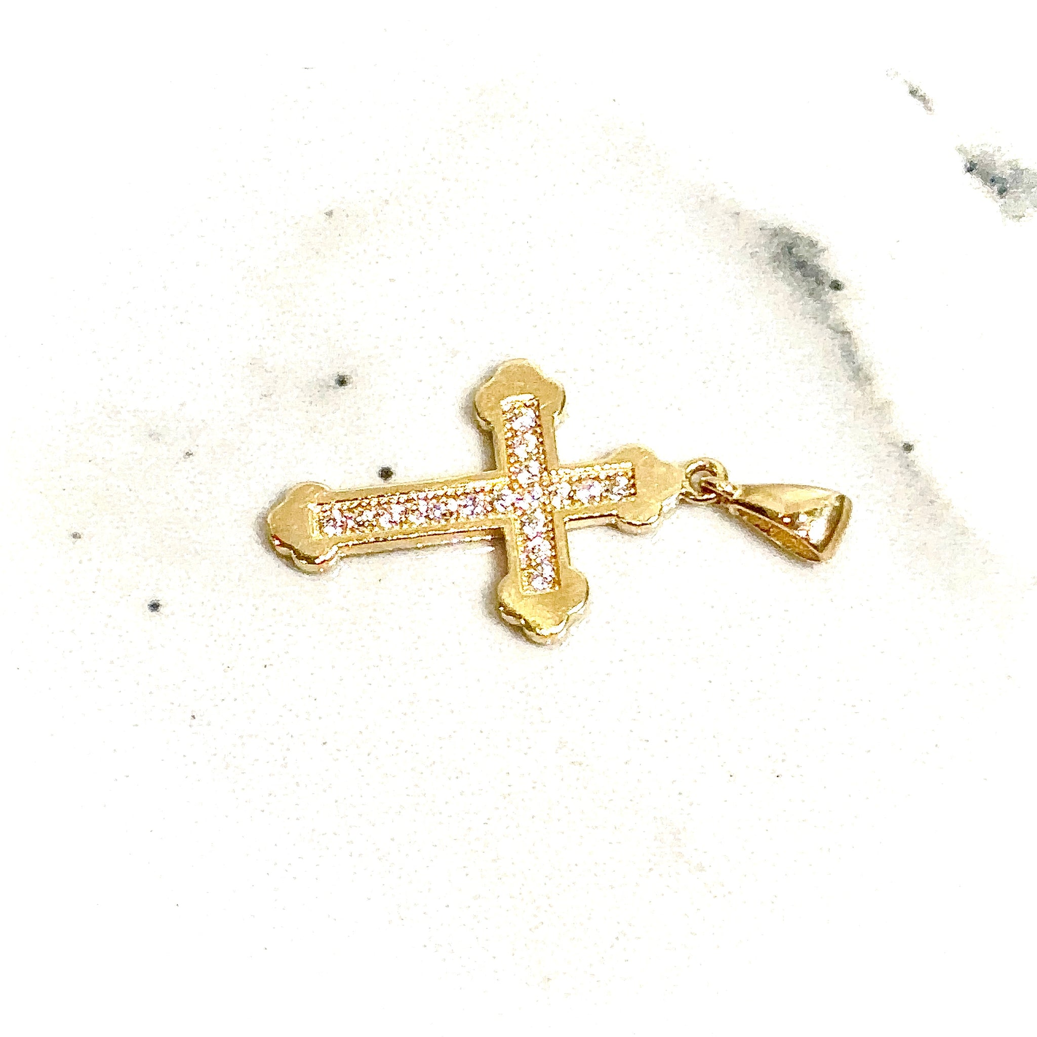 Cross Pendant - 14 carat gold PV2
