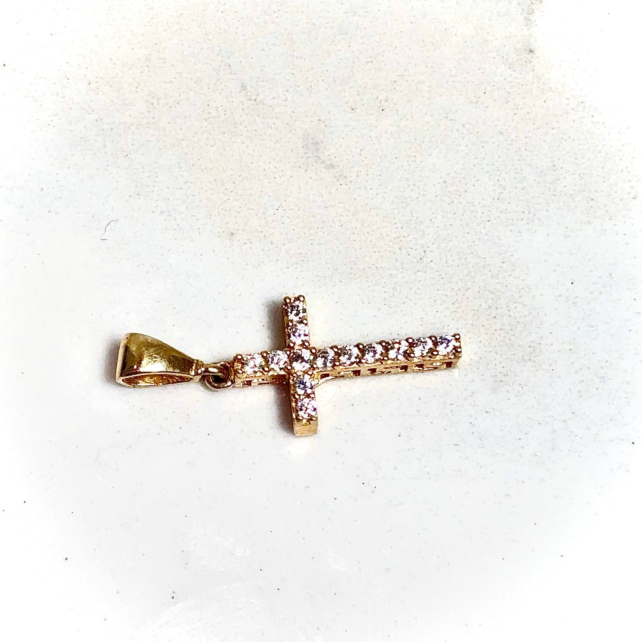 Cross Pendant - 14 carat gold PV2