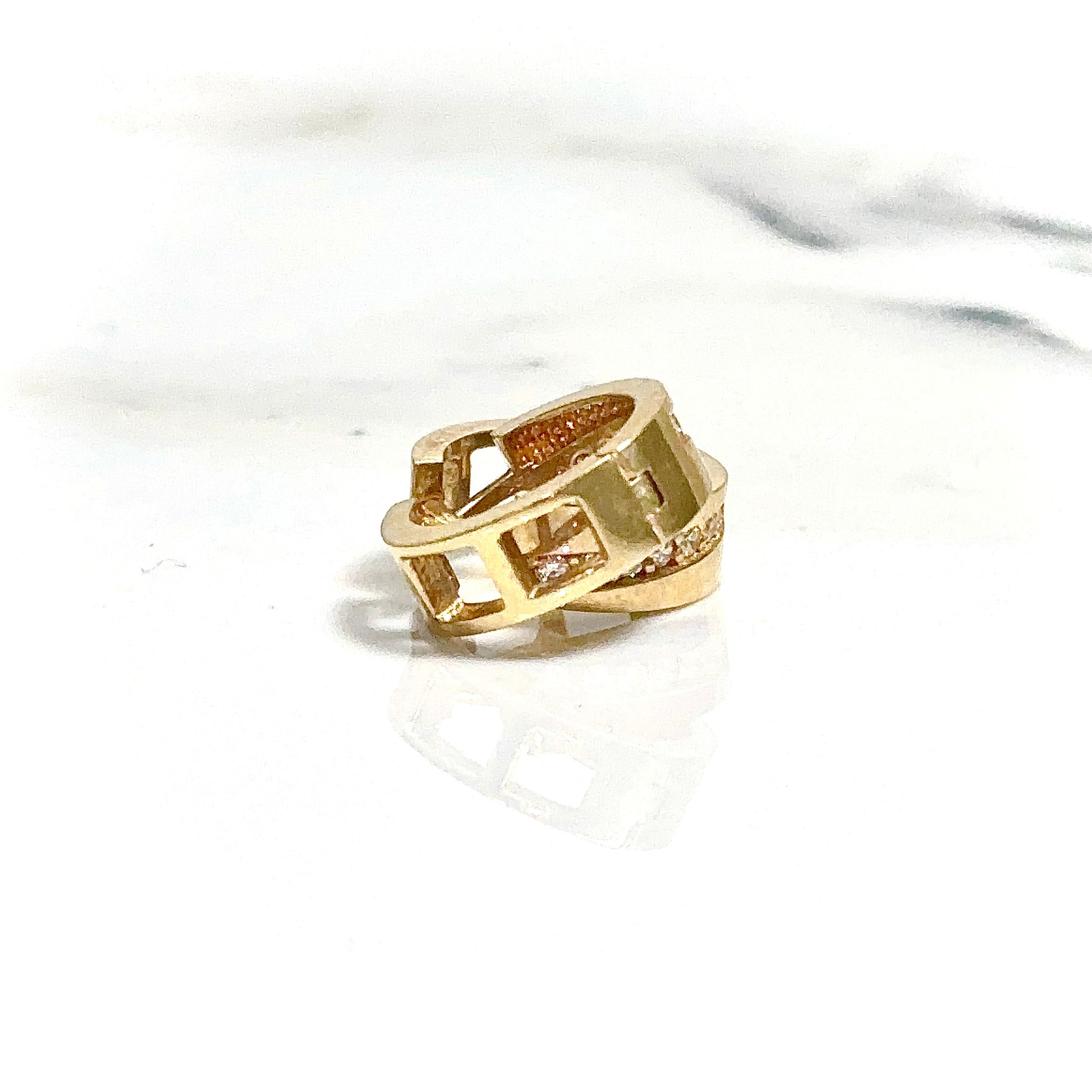 Twisted Gold Hoops Earring - 14 carat gold EARV2