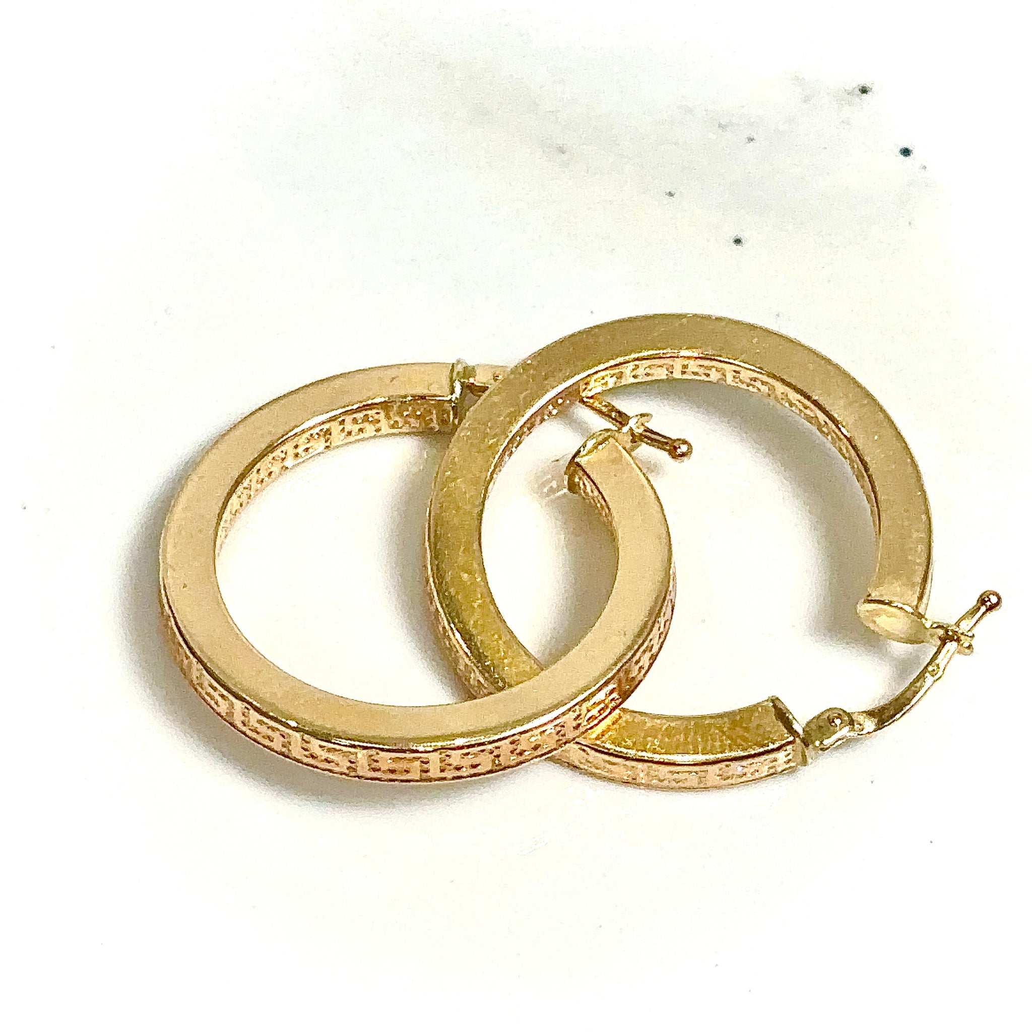 Golden Elegance Hoops Earring - 14 carat gold EARV2
