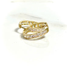 Elegant Stone-Set Earrings - 14 carat gold EARV2