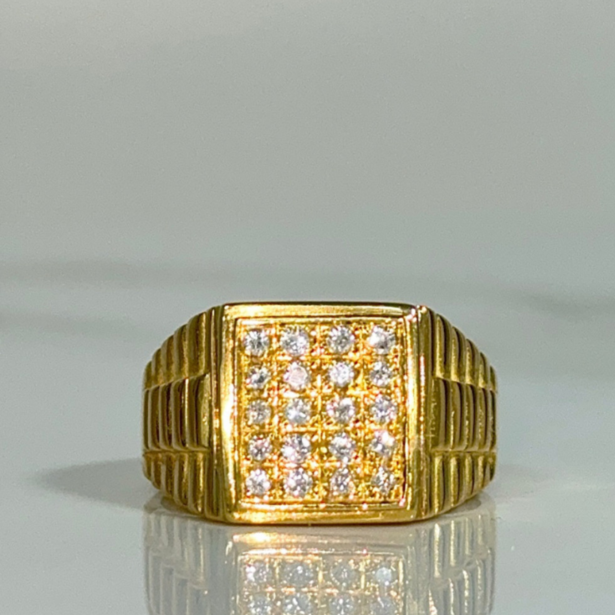 CHAMPIONS RING - 0.6CT VS1 - 18K