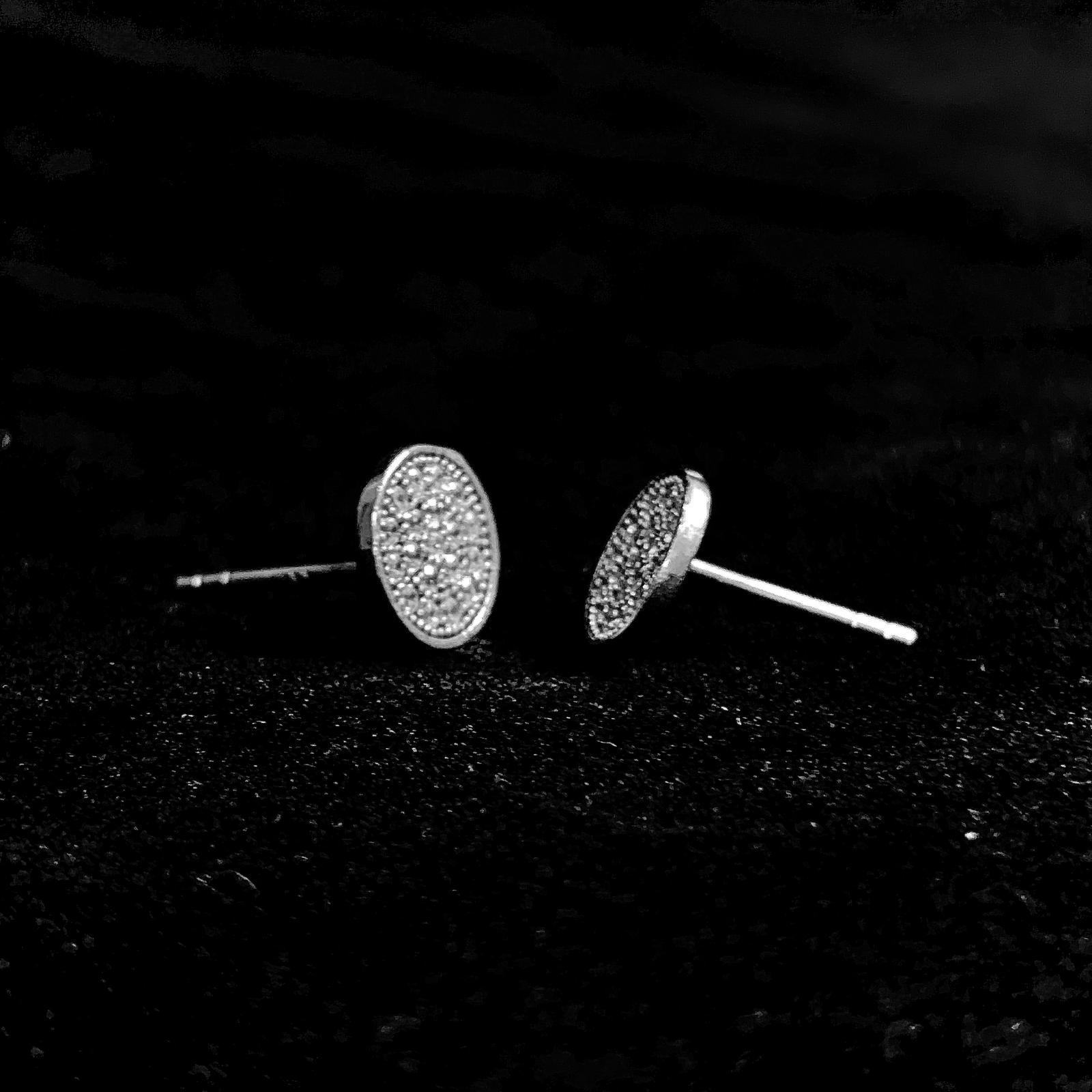 Silver Petal Studs Earrings - Silver 925