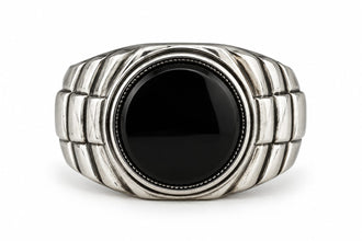Classic Onyx Ring – 925 Silver