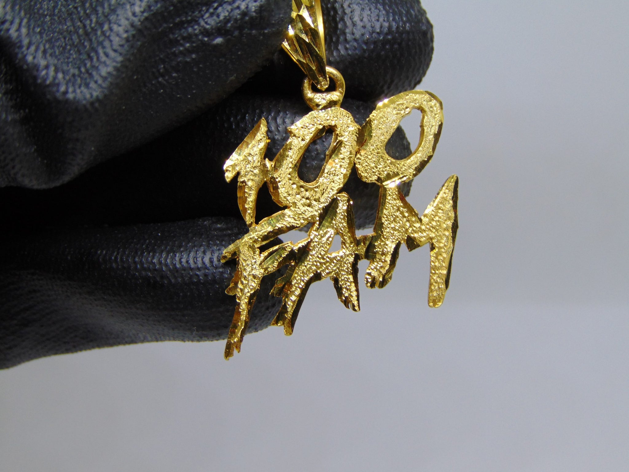100FAM Hanger - Zilver Gold Plated