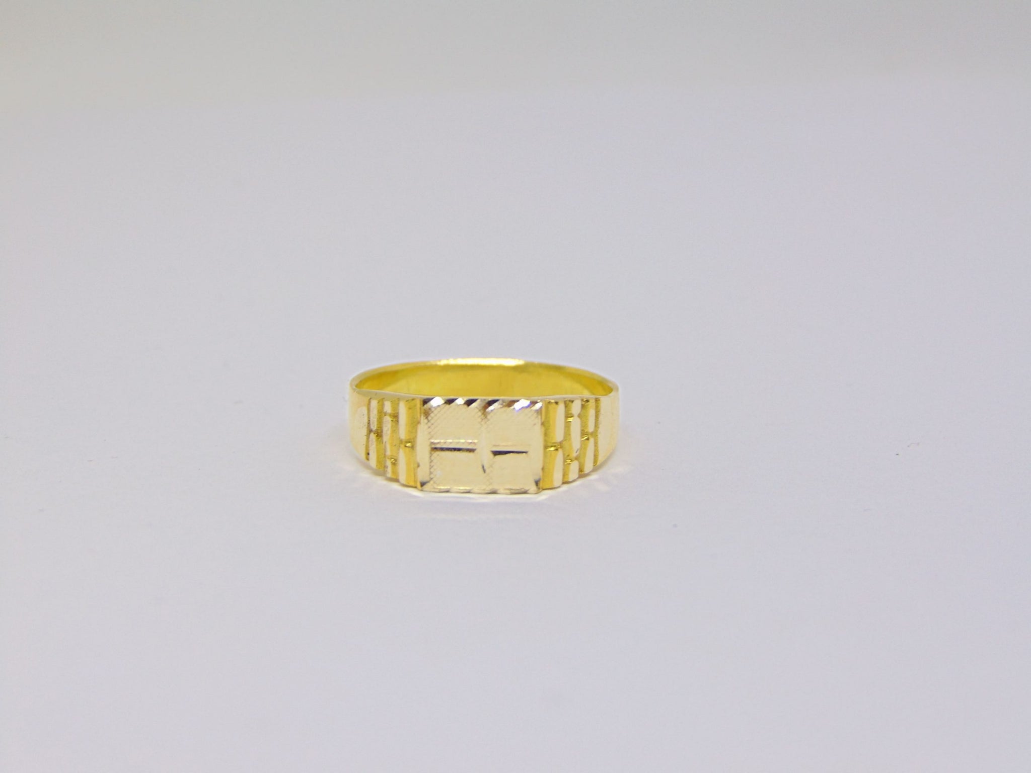 Diamond cut ring 181 - 14 karaat