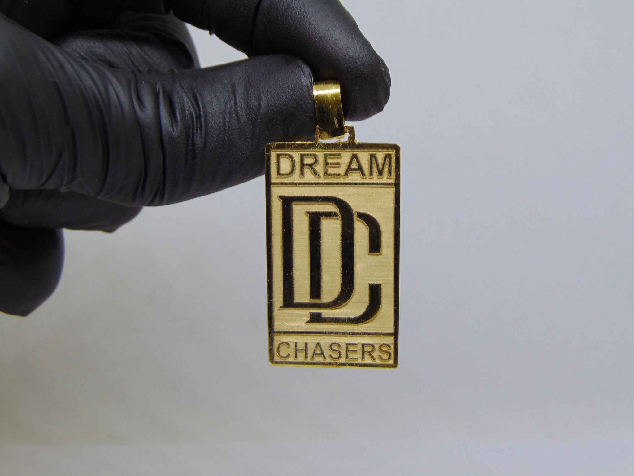 Dream Chasers hanger 172 - 14 karaat