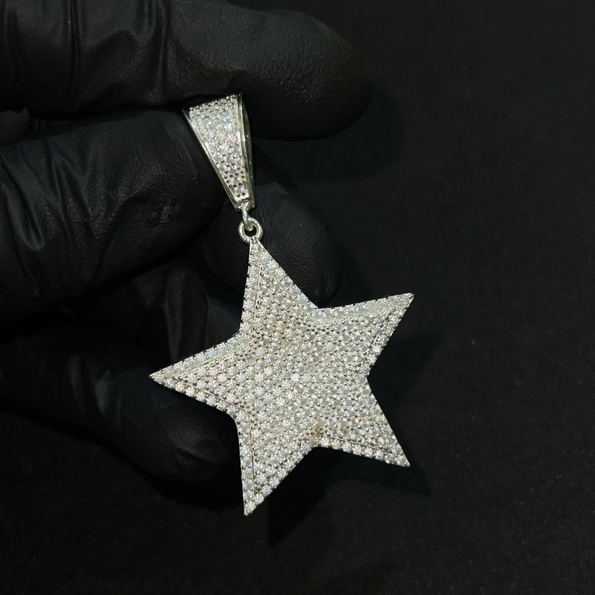 Star Pendant - Iced Out - Silver 925