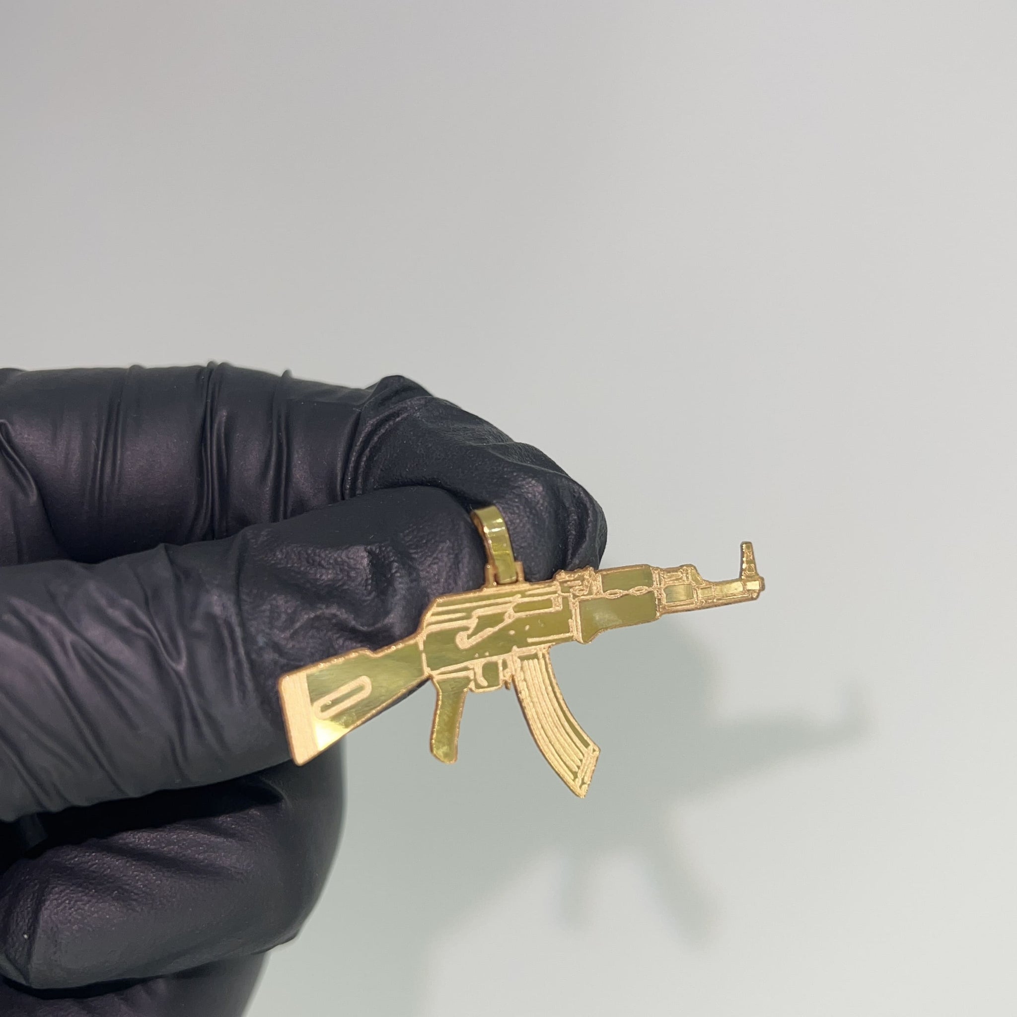 AK47 Pendant - 14 carat gold