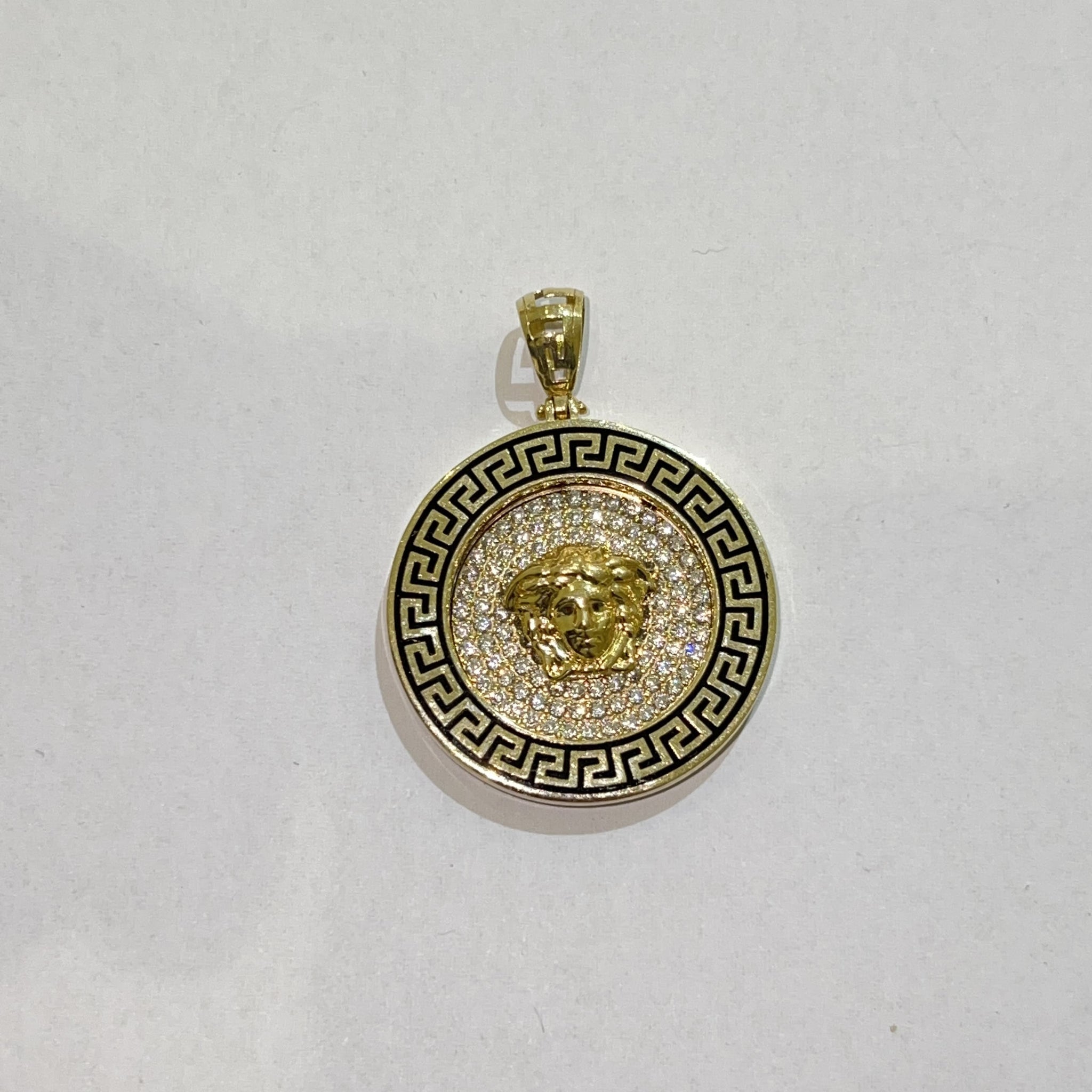 Medusa Pendant - 14 carat gold