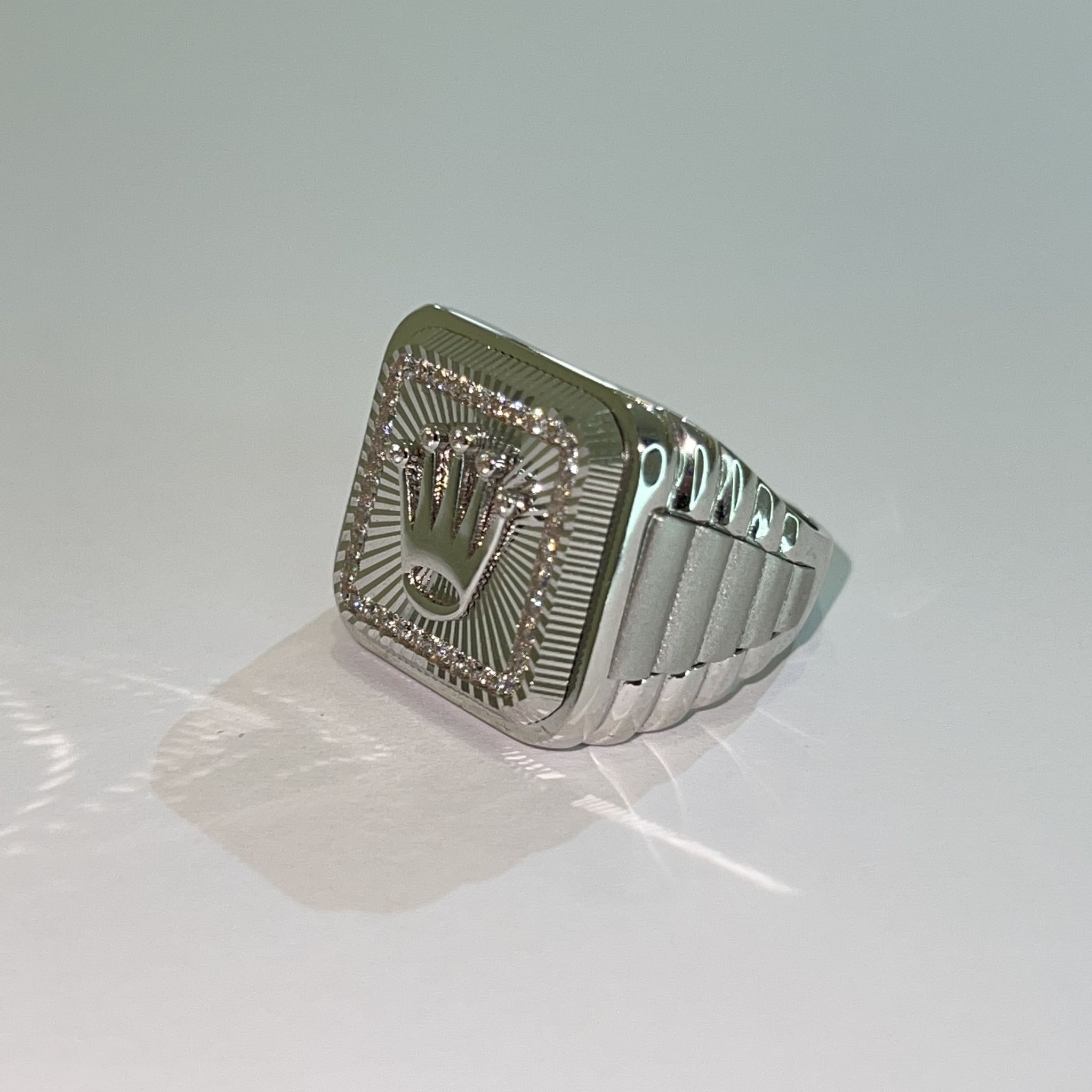 Champion Crown Ring - Rolex Link - 14 carat Whitegold